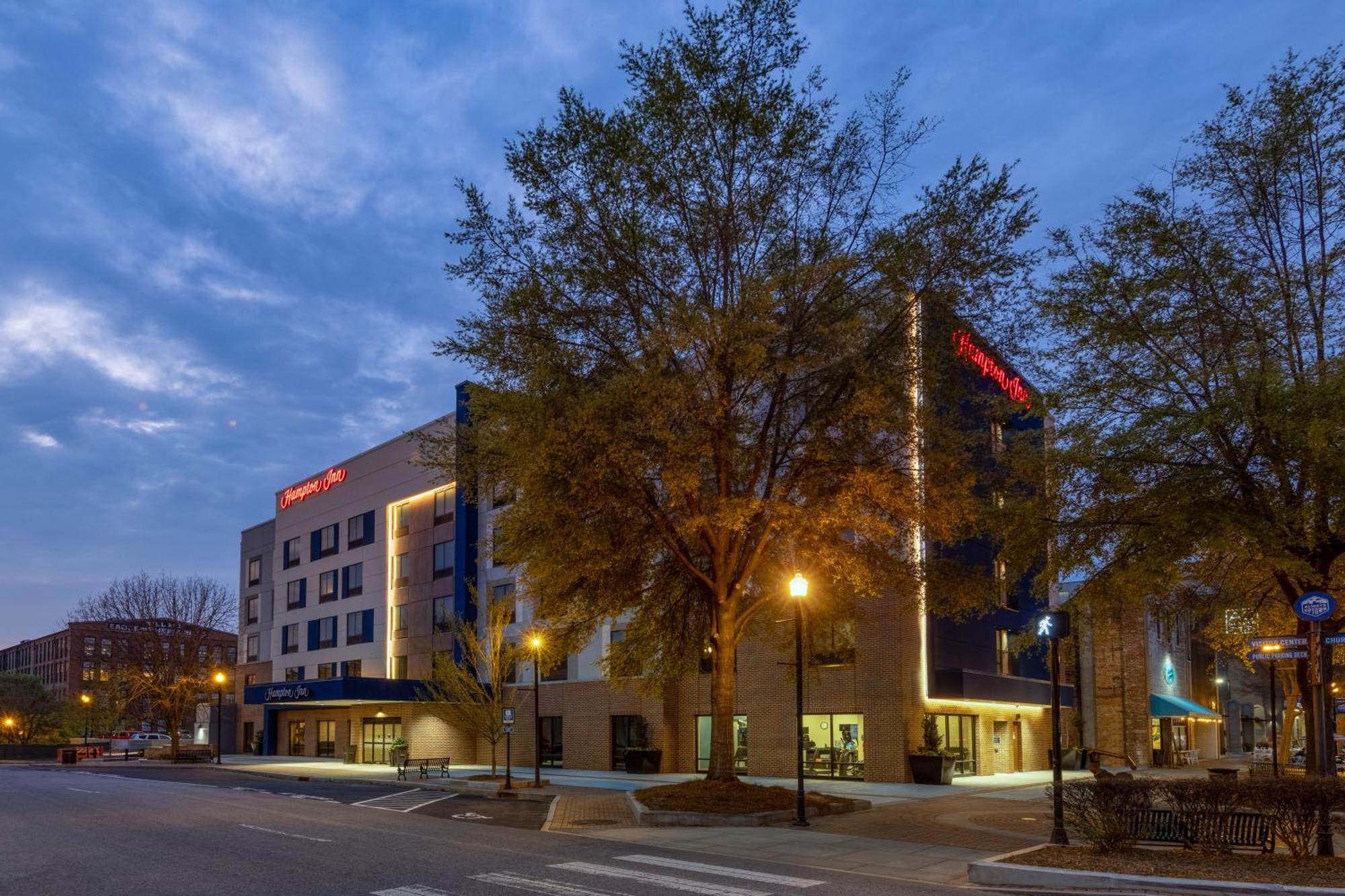 Hampton Inn Columbus Downtown, Ga Exteriör bild